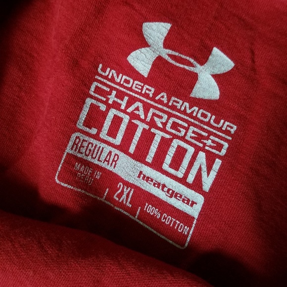 Mens Red Under Armour Tee - Picture 4 of 4
